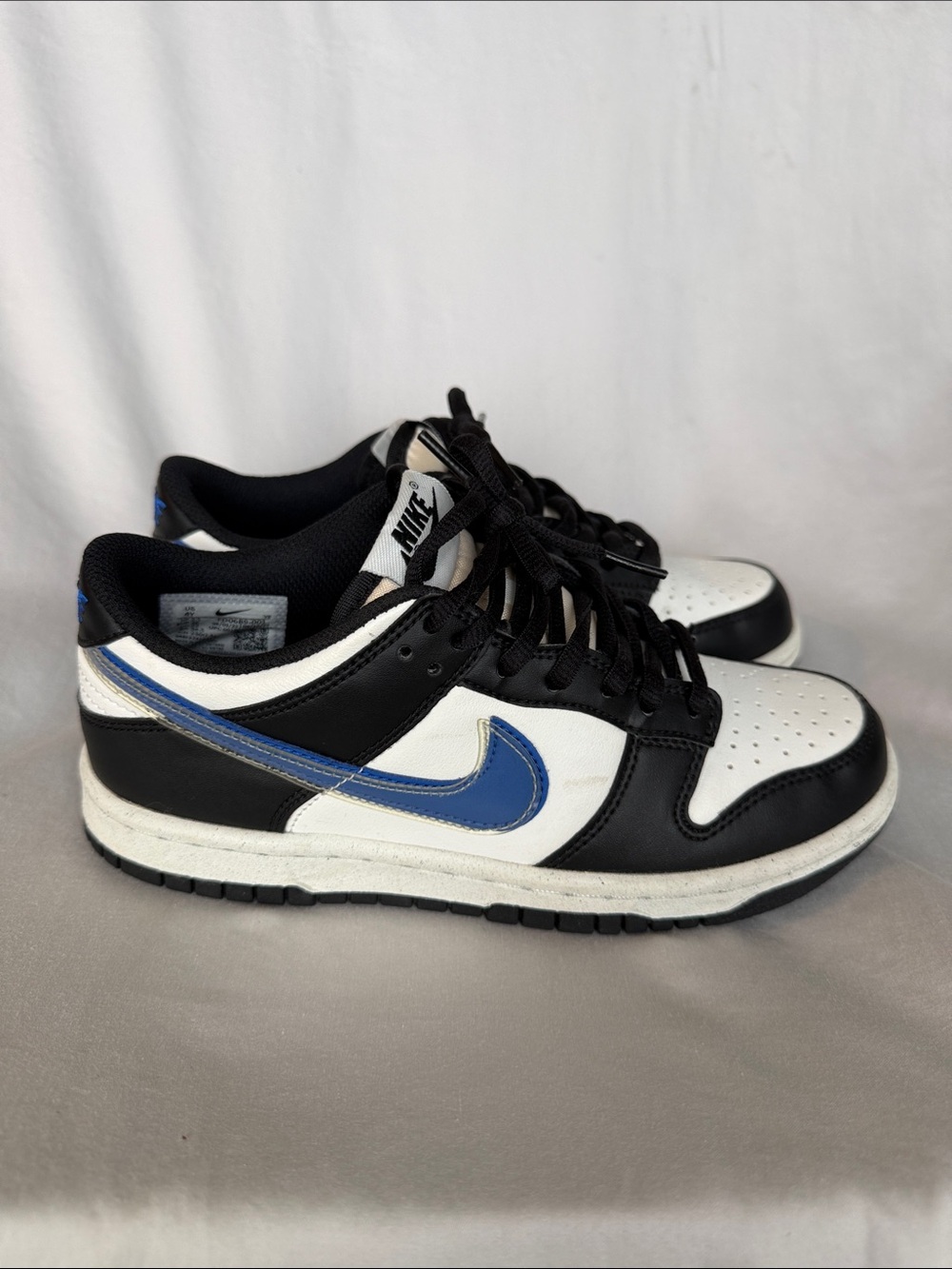Nike Dunks Big Kids (GS) - Picture 3 of 4